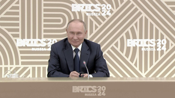 Путин начал встречу с руководителями СМИ стран БРИКС