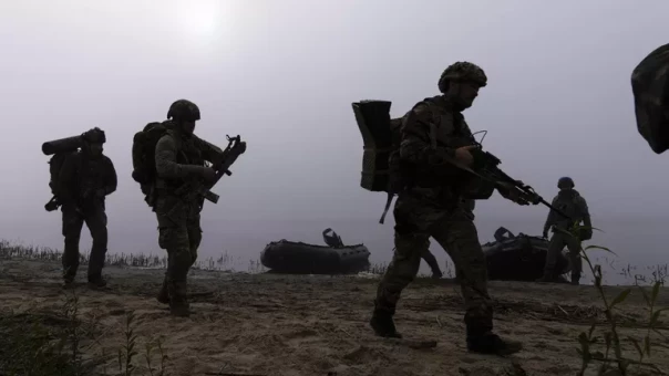 Морпехи ЧФ уничтожили колонну техники ВСУ в Курской области