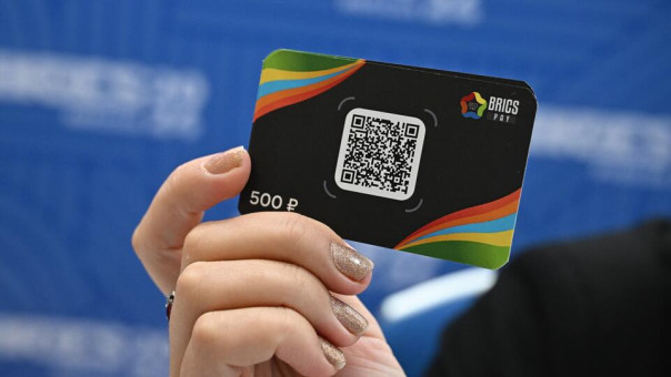 Денежки врозь: независимость от коллективного Запада