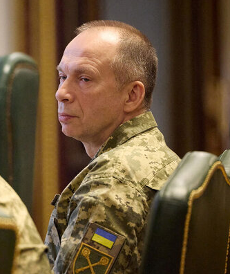 Сырский не может вывести войска из-под Курска, они окружены