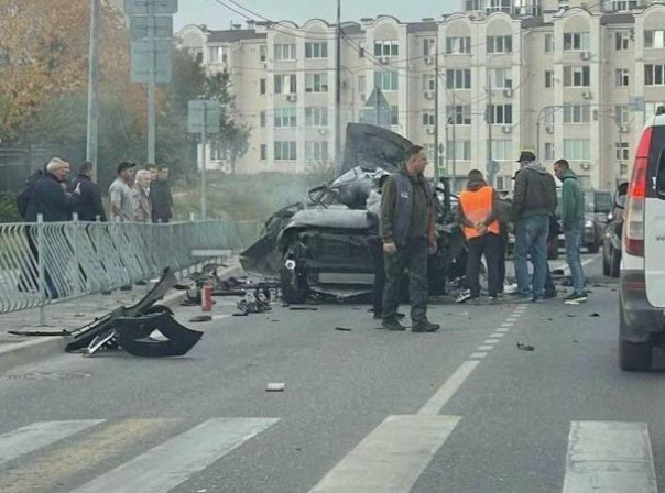 Военный погиб при взрыве автомобиля в Севастополе