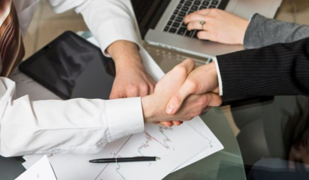 помещение 100 квадратных метров