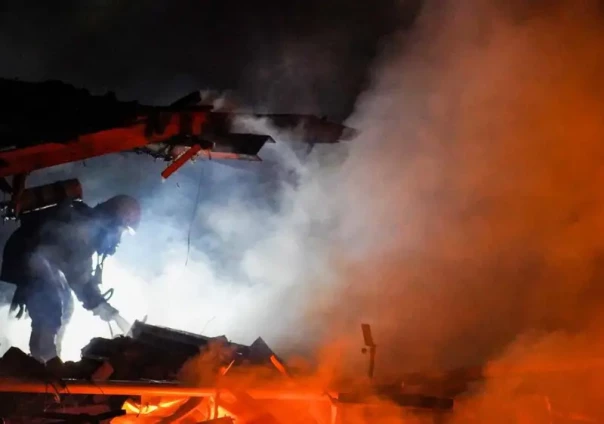 Враг атаковал Калугу: горит нефтебаза | Наши ударили по Киеву и Сумской области