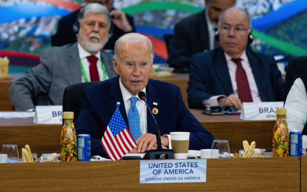 «Джо и Дон» пробуют дергать тигра за усы