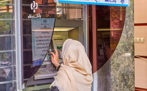 Иран и Россия избавились от доллара США во внешней торговле, но есть нюансы