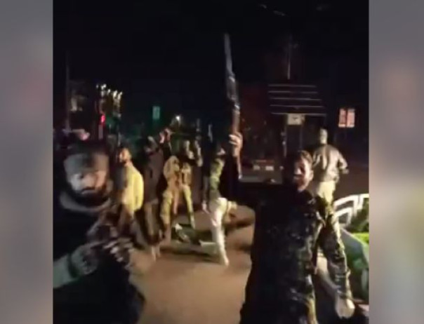 Джихадисты публикуют видео уже из центра Алеппо