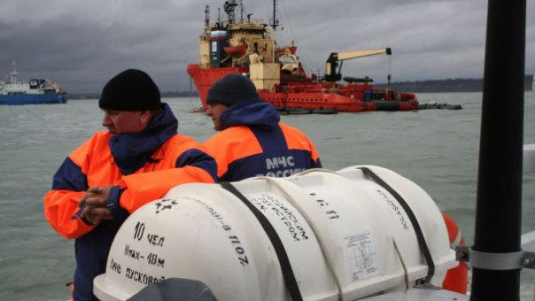 С танкера, севшего на мель в Керченском проливе, эвакуировали всех членов экипажа