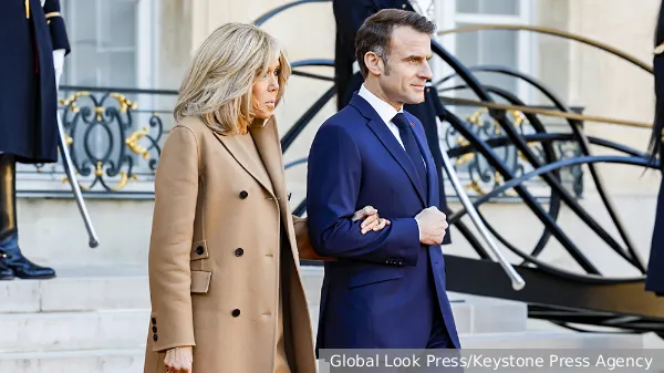 Брижит Макрон в очередной раз публично унизила беднягу Маню (видео)