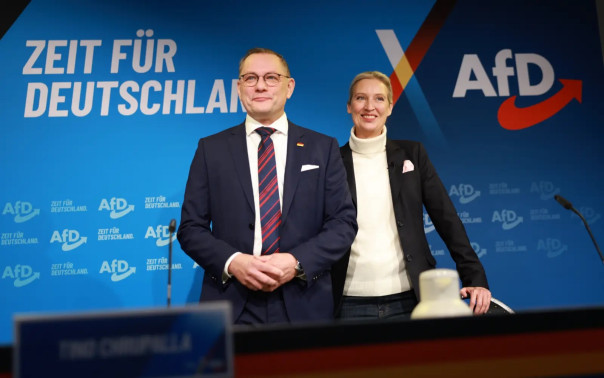 В бундестаге взорвалась бомба. Политическая