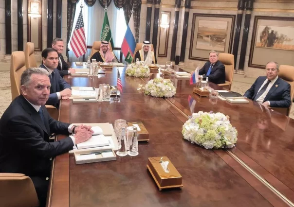В Эр-Рияде начались переговоры российской и американской делегаций