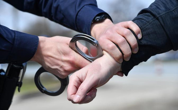 Севастопольца задержали за призывы к убийству полицейских