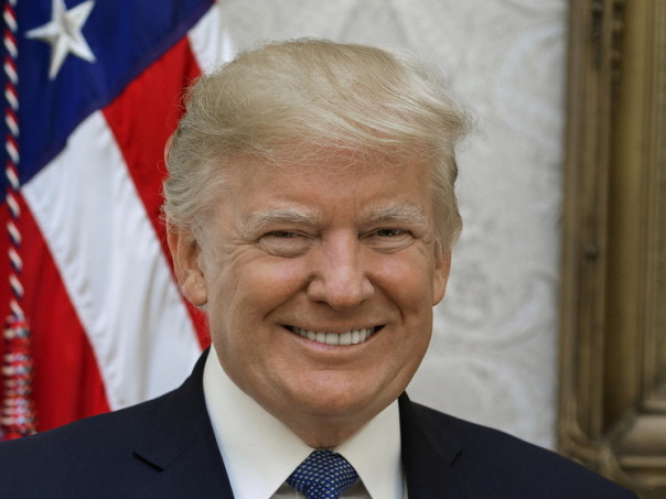 Трамп заявил, что обсуждает с Путиным крупные сделки по экономическому развитию