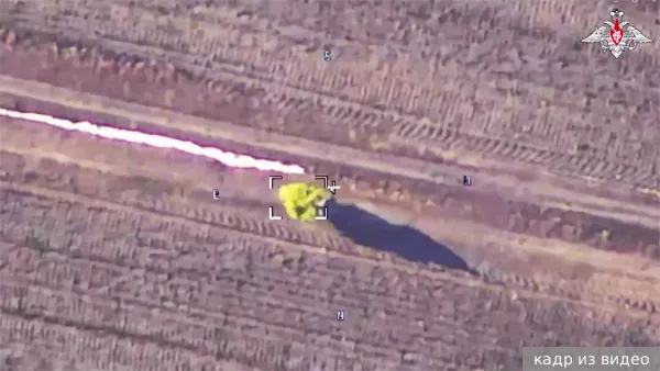 ВСУшник под видом куста пытался сбежать из курского приграничья.