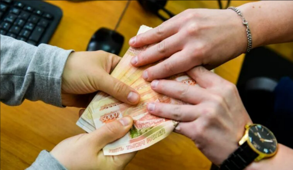 Почему экс-мигранты получают квартиры быстрее коренных россиян