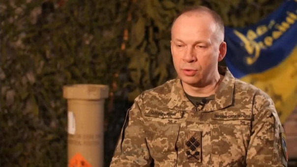 Сырский сообщил о проблемах со стабилизацией фронта и боеспособностью войск