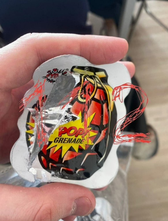 Обратно в Таджикистан?  Школьник таджик взорвал петарду во время перемены