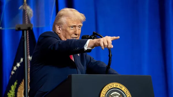 Китайский свяZноj: Ежеутренний ритуал - "проснулся - глянь, что там Доня отмочил" в этот раз