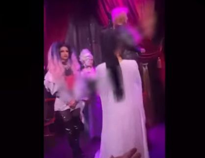 Гей-клуб* в Киеве на Пасху устроил издевательски-пародийное шоу