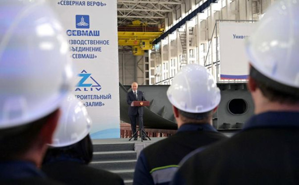 The War Zone: Русские в Крыму ускоренно строят два огромных УДК на смену «Адмиралу Кузнецову». Это опасно