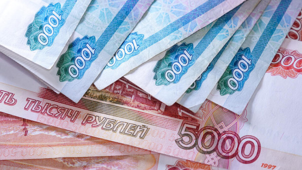 Школьник выманил у семиклассника 5,4 млн рублей и 150 тыс. долларов