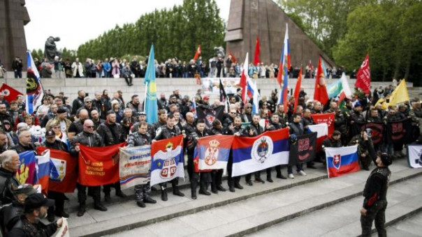 В Берлине и в этом году запретят российские флаги и «знамя Победы» на 9 Мая