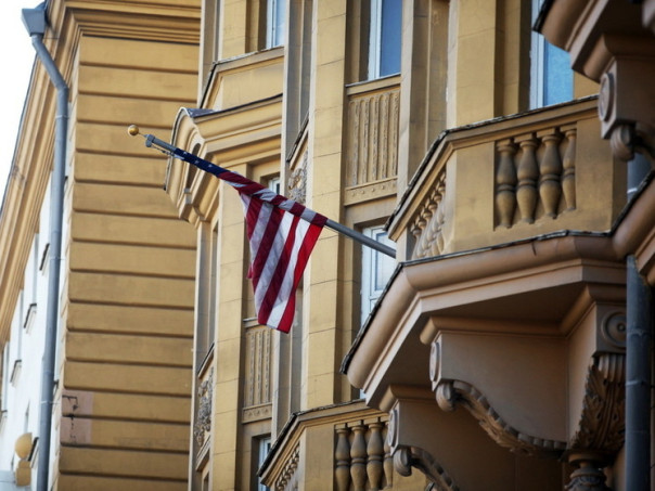 Американский сенатор пригрозил превратить Россию в корм для рыб за "обман" Трампа