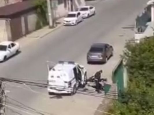 При нападении на пост ДПС в Махачкале погибли трое полицейских