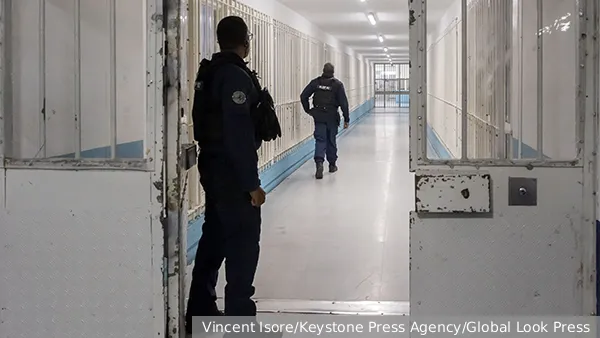 Зачем Франция возрождает легендарную каторгу