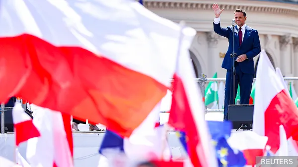 США вступили в предвыборную гонку в Польше