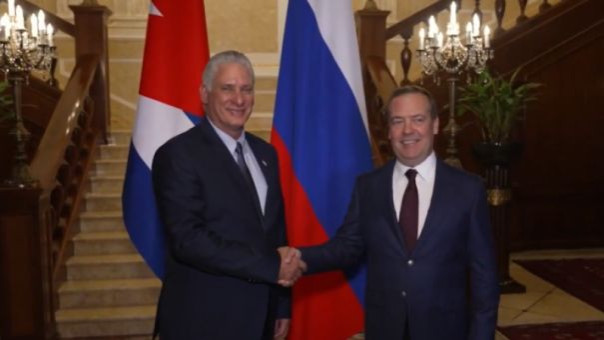 «Не совсем дипломатично, но правдиво»: Медведев посоветовал Европе помнить об участи нацистской Германии