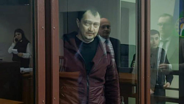 Суд приговорил к 20 годам колонии "золотого гаишника" Сафонова