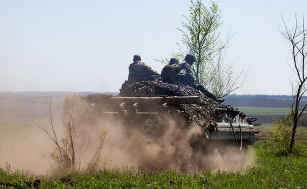 «Взять Теткино 15 мая, потом бросок на Рыльск и Льгов»: Зеленский поставил Сырскому новую задачу перед Стамбулом