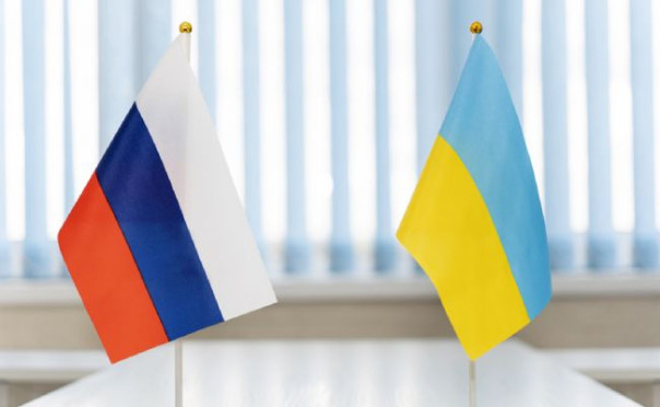 Российская делегация прибыла в Стамбул для переговоров с Украиной