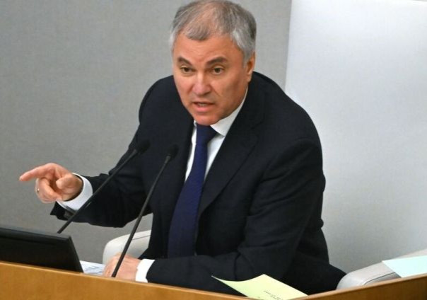 "Покайтесь!": Володин ответил на требование депутатов от КПРФ переименовать Волгоград в Сталинград