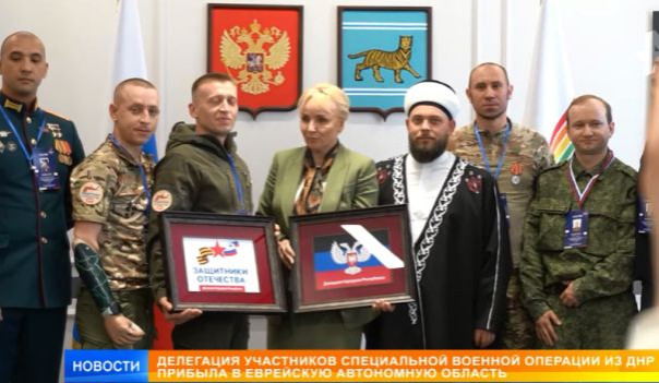 Герой России рассказал о подвиге экипажа танка "Алеша" на Уроке мужества в ЕАО