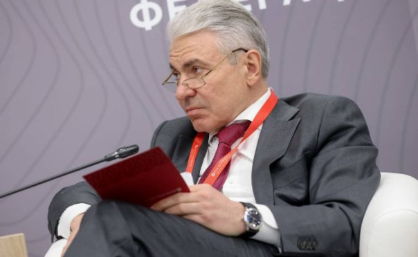 Нет фактуры: Минюст отказался признать Урганта и Пугачеву иноагентами