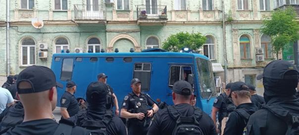 Киевские полицейские сломали на гей-параде протез ветерану ВСУ