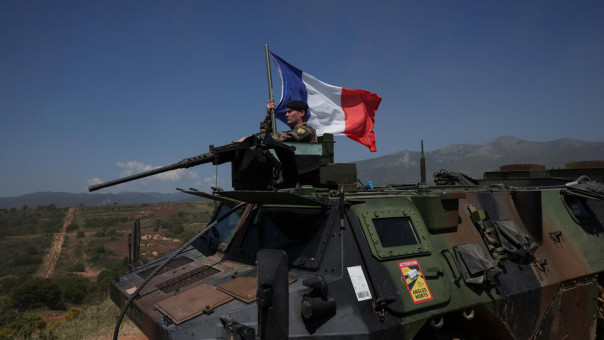 Во Франции сообщили о запуске кампании по подготовке к конфликту с Россией