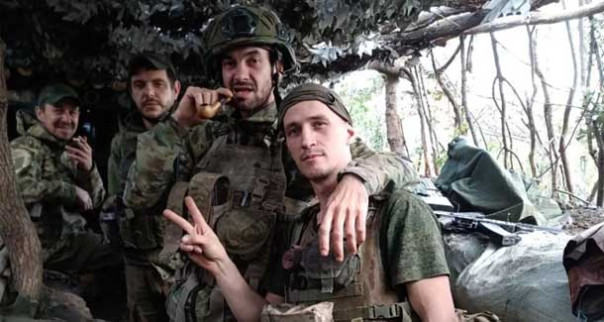 Кровью пропитан воздух. Четверо разведчиков дали бой почти сотне нацистов