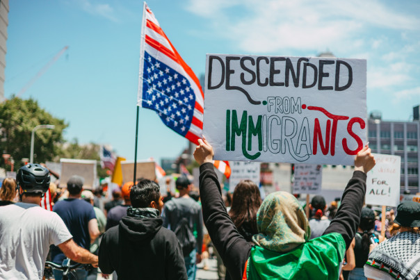 Калифорнийский путч шатает кресло под Трампом