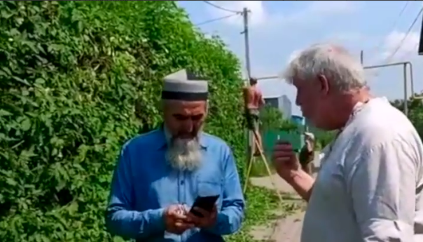 "Вас пустили добрые русские": Гражданину Таджикистана в лицо высказали то, чего он не ожидал услышать