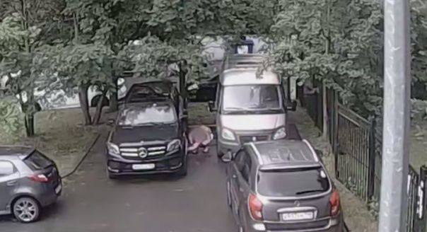 В Санкт-Петербурге предотвращено покушение на сотрудника оборонного предприятия.