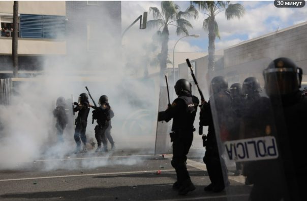 Погромы мигрантов, драки на ножах и беспорядки накрыли Испанию