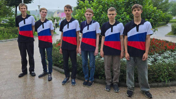 Школьники из РФ взяли 5 золотых медалей на международной олимпиаде по математике