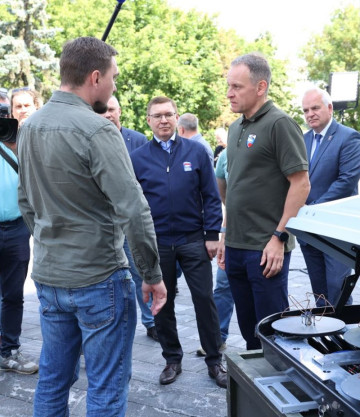 Военным журналистам и группировке войск «Центр» передали комплексы РЭБ