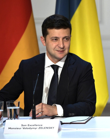 Зеленский ведет двойную игру, пока Россия продолжает стремится к урегулированию