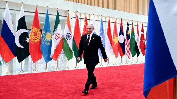 Марафон встреч: Путин начал работу на саммите ШОС