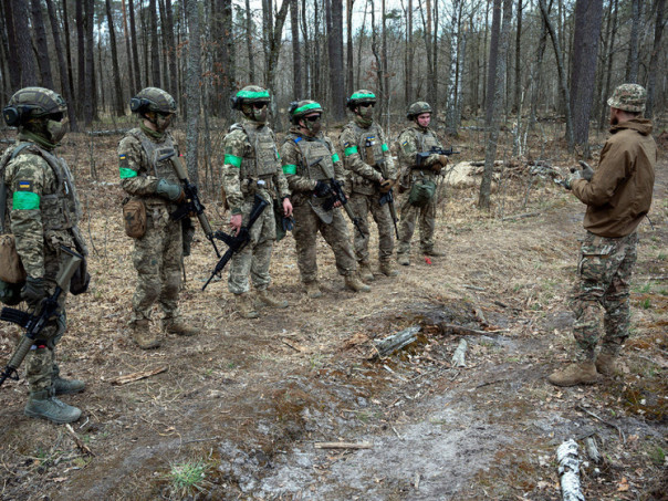 Сырский молчит, фронт трещит: в Киеве не знают, как удержать Покровск