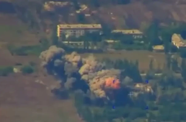 ФАБ-3000 «навестила» пункт временной дислокации ВСУ в районе Константиновки