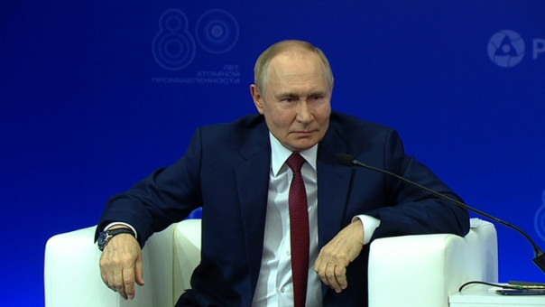 Путин обсудил двусторонние отношения с премьерами Лаоса, Монголии и с представителем Китая